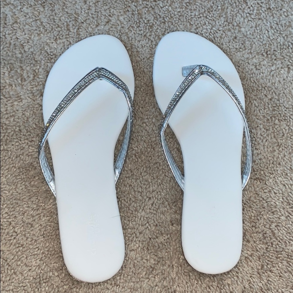 Women’s flip flops